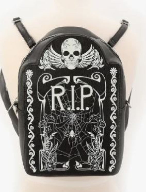 I can't find the perfect coffin bag that is made of leather and I