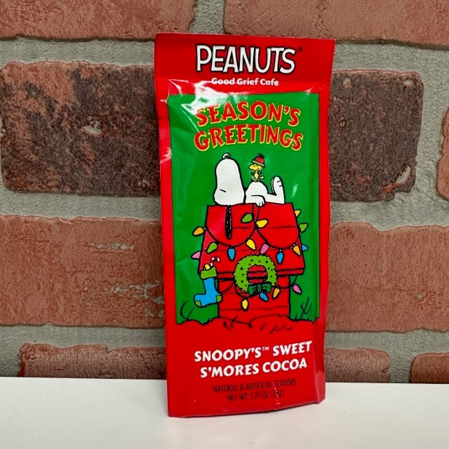 Snoopy on doghouse Candy Container - Shop