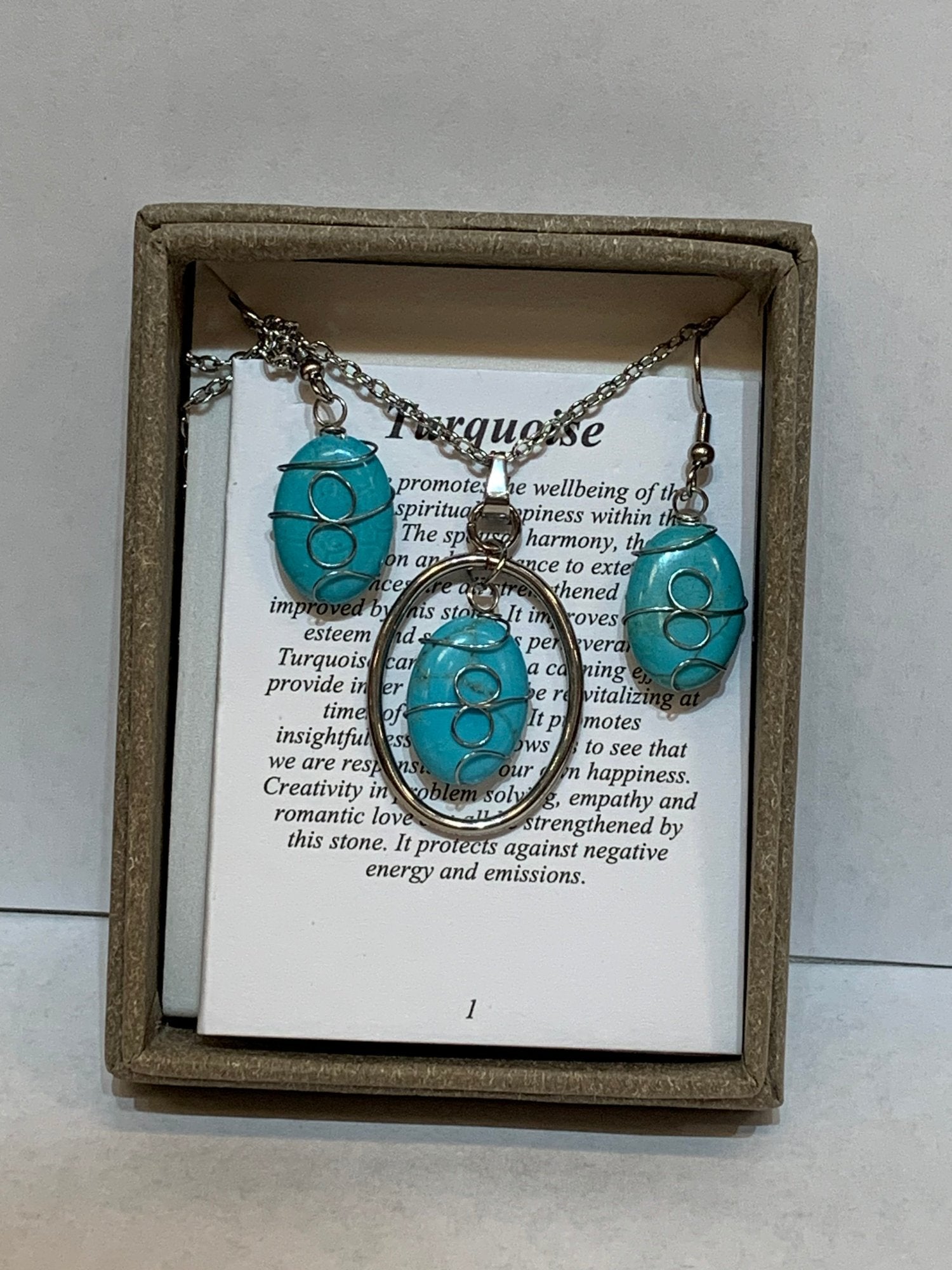 Necklace And Earrings - Turquoise-hotRAGS.com