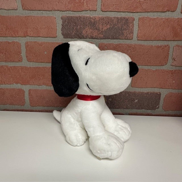 Plush - Seated Snoopy - 9 Inch-hotRAGS.com