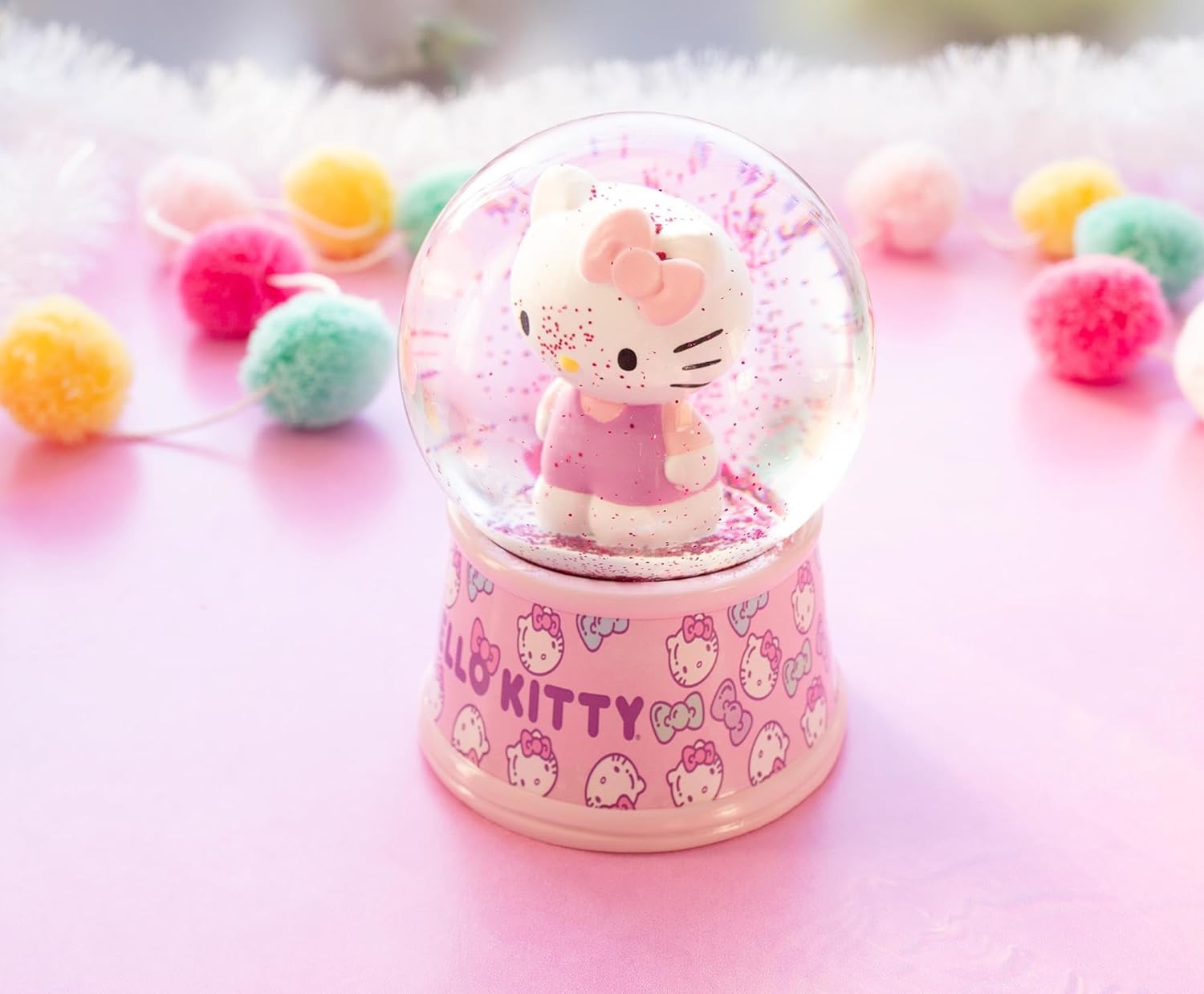 Hello Kitty Snow Globe store