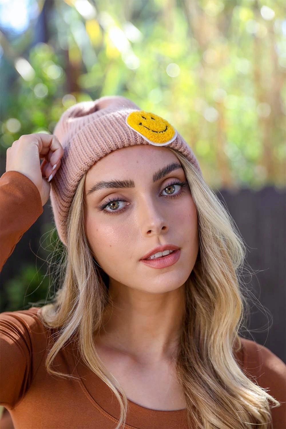 Beanie - Smiley - Beige-hotRAGS.com