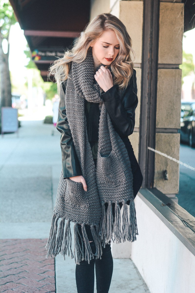 Scarf - Knitted Fringed Pockets - Gray-hotRAGS.com