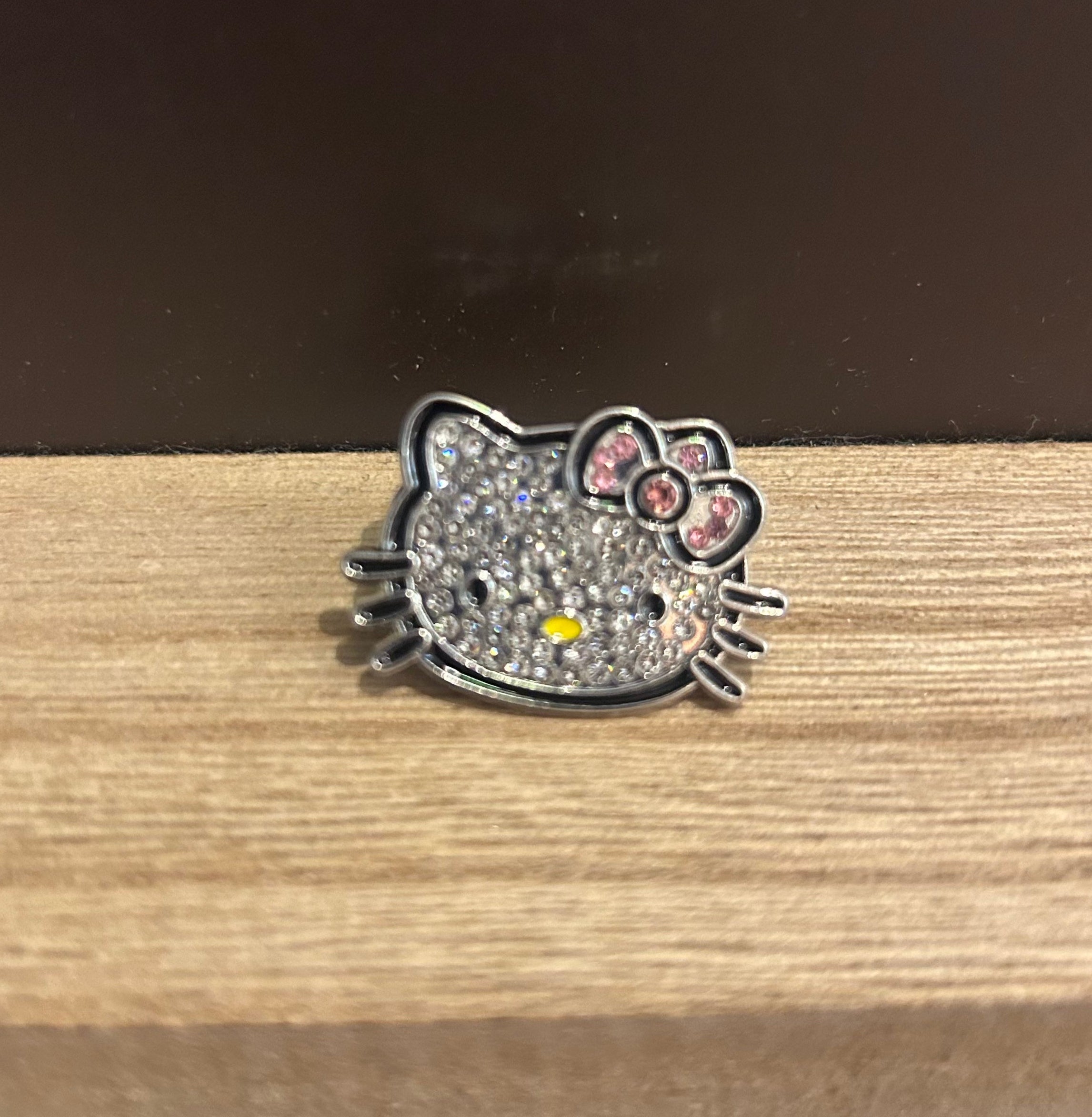 Pin - Hello Kitty Bling-hotRAGS.com