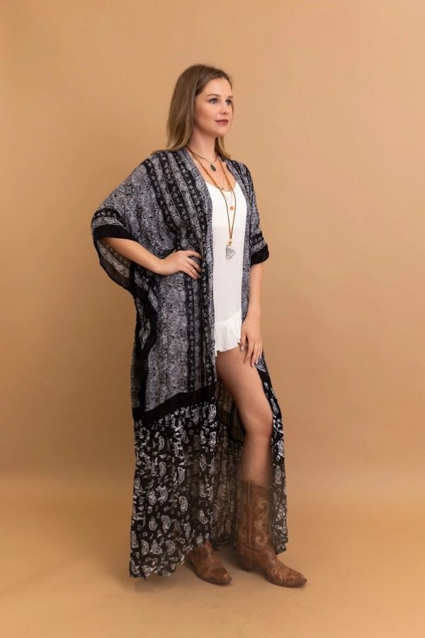 Kimono - Long Paisley Free Flow - Black-hotRAGS.com